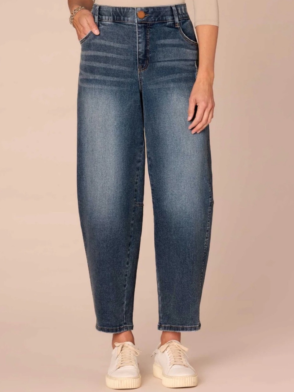 NWT Democracy Ab Solution Skyrise Relaxed Barrel Jeans